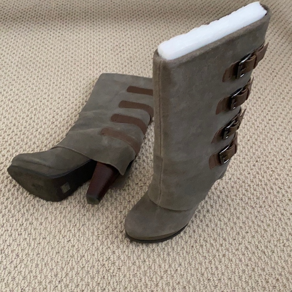 Report platform boots